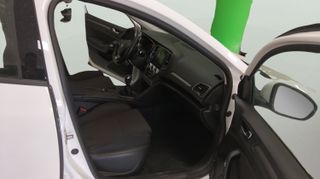 Renault Megane Equilibre Blue dCi 85 kW (115 CV)