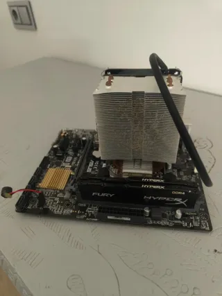 Placa Base DDR4 con Disipador y procesador I5-6500