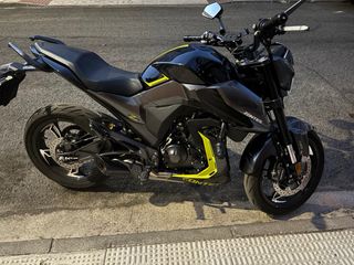 Zontes 125Z2 2025 Negra/Amarilla