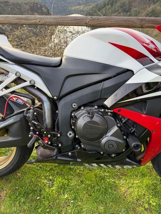 Honda CBR 600rr 2008 tricolor