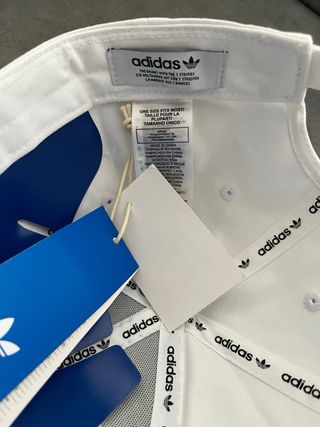 Gorra Adidas Blanca