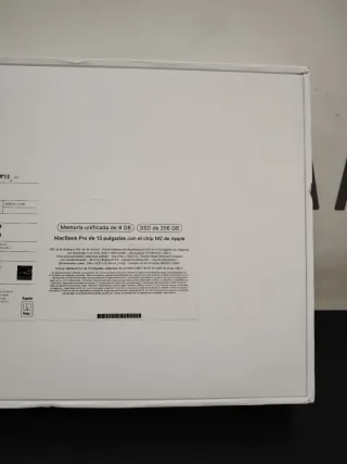 MacBook Pro 13 M2 2022 A2338 8GB 256GB  100%
