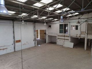 Nave industrial en venta en Madrigal en Villarreal