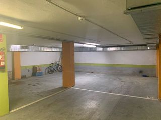 Garaje en venta en Alisal - Cazoña - San Román en Santander