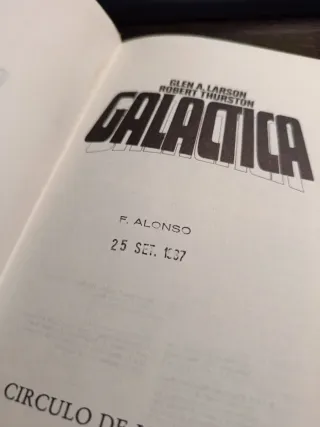 Galactica. Libro de la serie de TV.