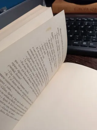 Galactica. Libro de la serie de TV.