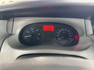 Renault Trafic 2.5dci 135cv