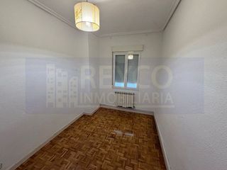 Piso en venta en Oeste en Logroño