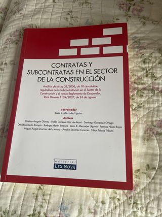 Varios libros de construcción