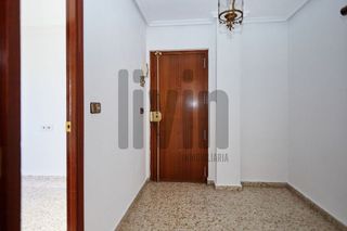 Piso en venta en Peñamefecit - Avda Barcelona en Jaén