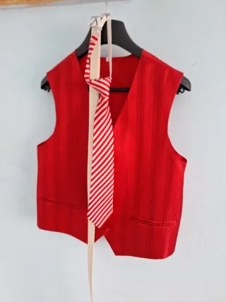 Traje Comunión Niño Blanco y Rojo