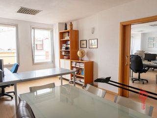 Oficina en venta en Casco Antiguo - Centro en Badajoz