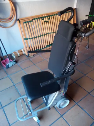 Subeescaleras KSP Yak 910