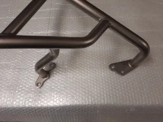 Zontes T310 Defensa Derecha Plata