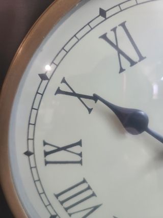 Reloj de mesa VINTAGE metal negro y latón