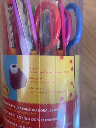 Set de tijeras y perforadora para manualidades