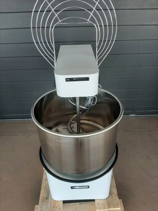 AMASADORA PROFESIONAL 50 LT
