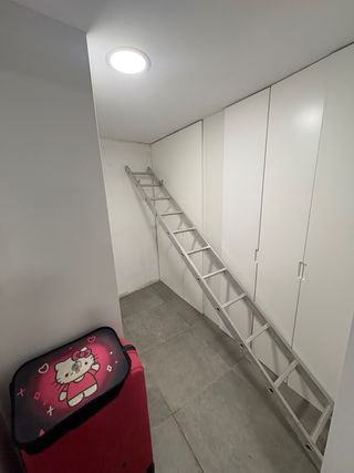 Casa en pintor ramirez 4.      3 plantas Cocher