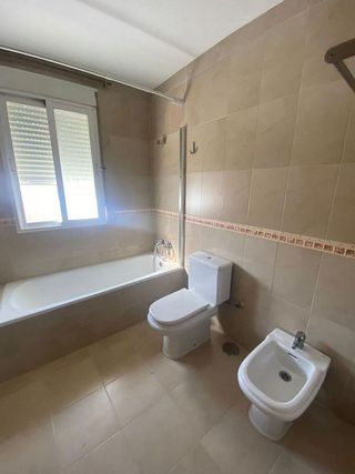 Casa adosada en alquiler en Residencial Triana - Barrio Alto en Gabias (Las)