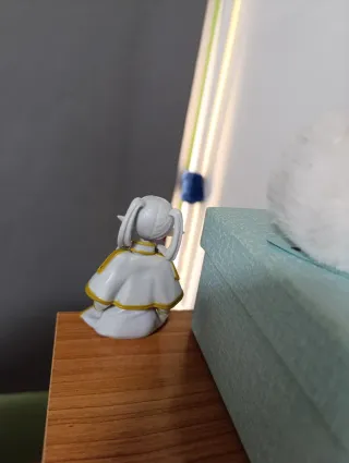 Figura Frieren Beyond Journey's End + Regalo