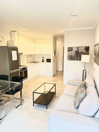 Piso en alquiler en Santa Catalina - Canteras en Palmas de Gran Canaria(Las)