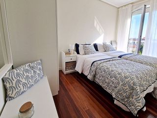 Piso en alquiler en Valdenoja - La Pereda en Santander