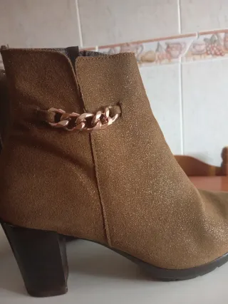 Botas Lulu Lalia Marrón y Dorado