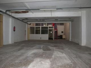 Local comercial en venta en El Castell-Poble Vell en Castelldefels