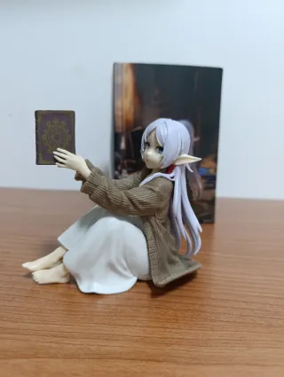Figura Frieren Beyond Journey's End + Regalo