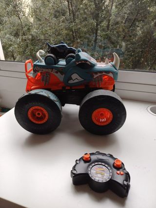 Camión teledirigido Hot Wheels Monster Trucks