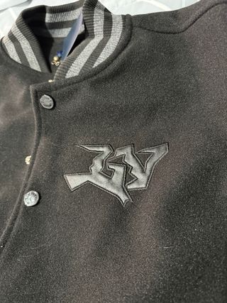Chaqueta Varsity Louis Vuitton Negra y Gris