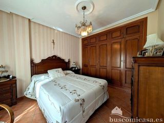 Chalet en venta en Linares