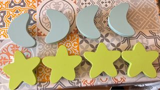 Tiradores infantiles lunas y estrellas