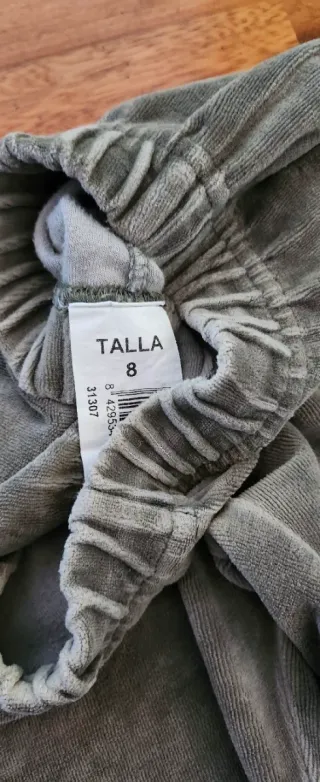 Pijama niño invierno. Talla 9 años.