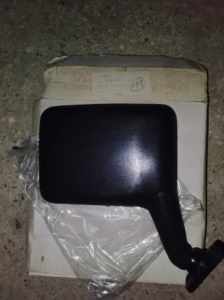 Retrovisor corsa combo:4€,Rover:6€,ww transport 4€