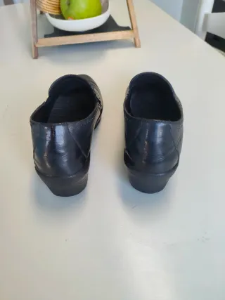 Zapatos 24HRS Piel Negra Talla 38 Mujer