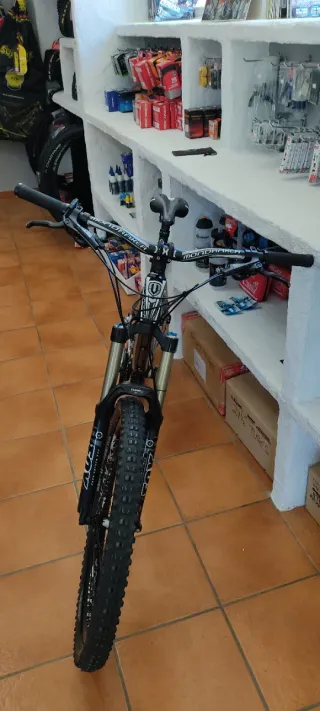 Bicicleta Mondraker Dune