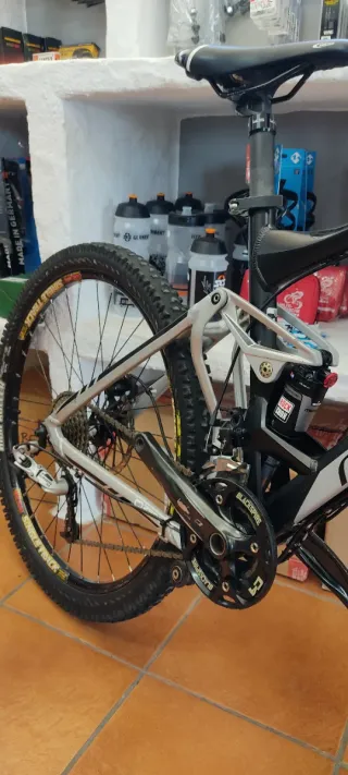 Bicicleta Mondraker Dune