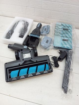 Aspirador escoba 215 w CECOTEC