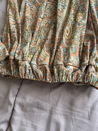 Blusa Mango Estampada Hombros Descubiertos.