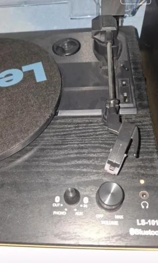 Giradischi Lenco LS-101 Nero e Argento