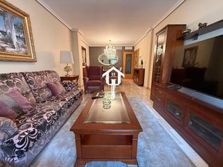 Piso en venta en Centro en Alicante