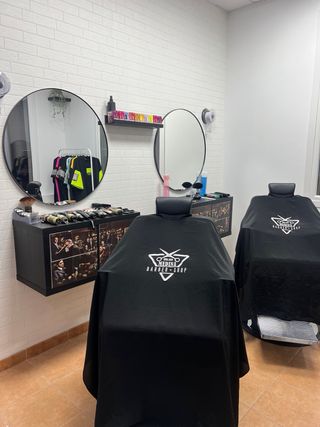 Posibilidad de vender material completo barberia