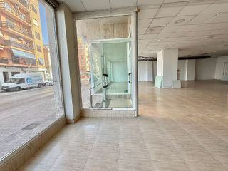 Local comercial en venta en Tavernes Blanques