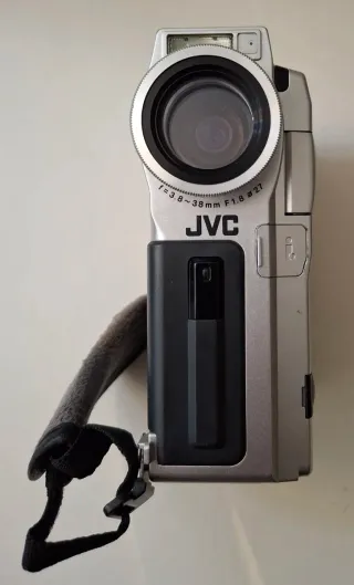 Lote JVC GR-DVX9 MiniDV c/acessórios. Não liga