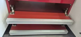 Mueble IKEA Besta Burs Rojo