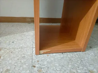 Mesa de escritorio de madera