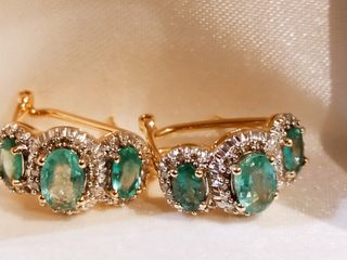 Pendientes de oro de 18 kilates con Esmeralda