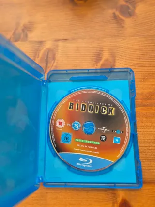 Blu-ray Pitch Black y Las Crónicas de Riddick