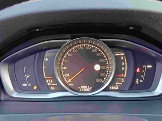 Volvo S60  D3 MOMENTUM  AUT